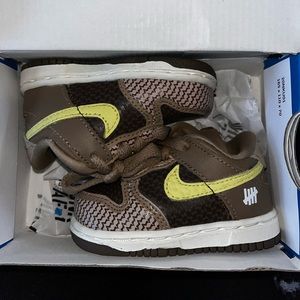 Undftd canteen dunks Vs AF1 pack